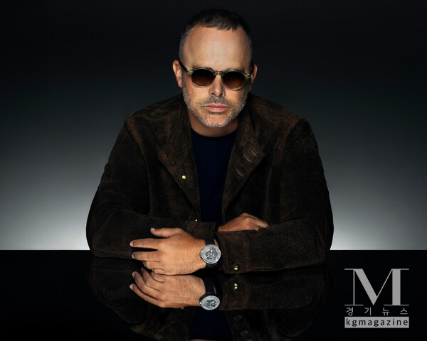 Hublot introduces the new MP-17 Meca-10 Arsham Splash Titanium Sapphire