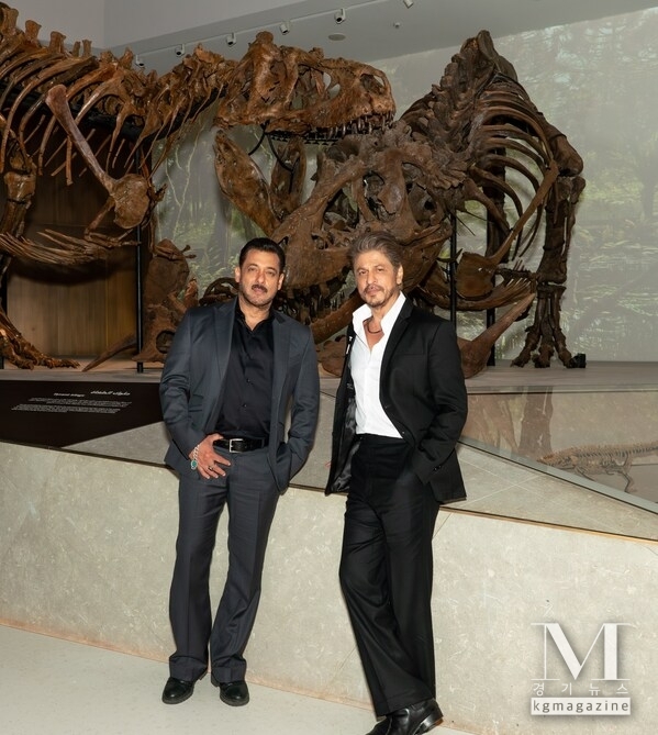 Bollywood Superstars Shah Rukh Khan and Salman Khan Attend Natural History Museum Abu Dhabi’s VIP Opening