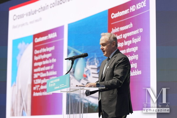 Mark Copman, Leadership and Market Insight 세션 발표