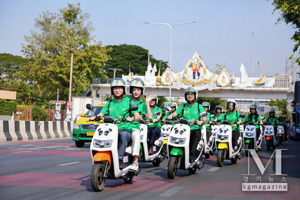 A fleet of LUYUAN electric scooters, ridden by Chinese and Thai youth, took to the streets of Bangkok